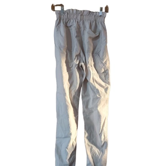 Abercrombie & Fitch Gathered Waist Cargo Pants - Size XS - Cream/Beige - Picture 14 of 15